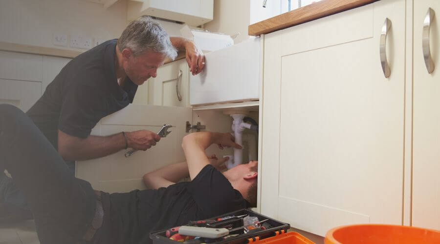 Professional burst pipe repair services in Leonard, MO